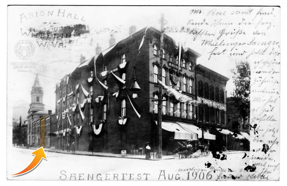 An enhanced version of the Saengerfest postcard. The gold arrow shows the location of the Davis house.