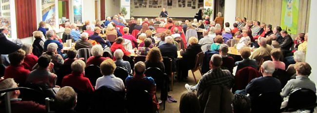 Full House at Lunch With Books