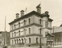 The old Post Office. This building was erected on the corner of 16th and Market Streets at the cost of $120,000. It is still standing. [Independence Hall]