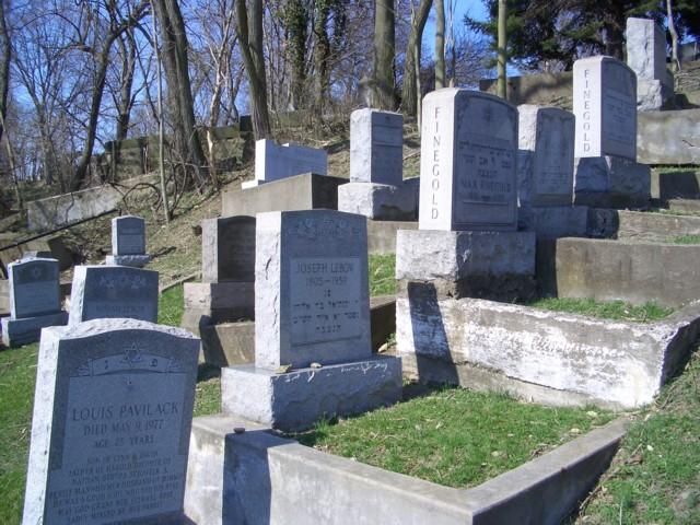 Jewish graves -- Mount Wood Cemetery